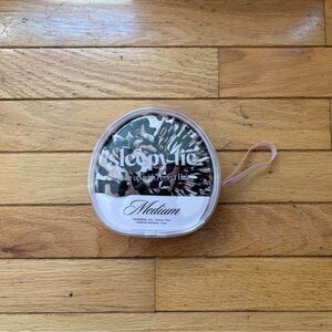 Medium sleepy tie cheetah print